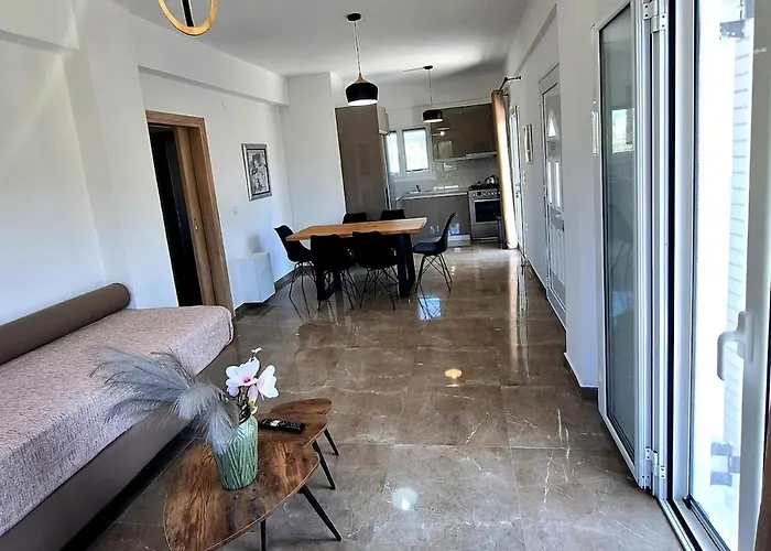 Σπίτι διακοπών Ermioni Γιάλοβα